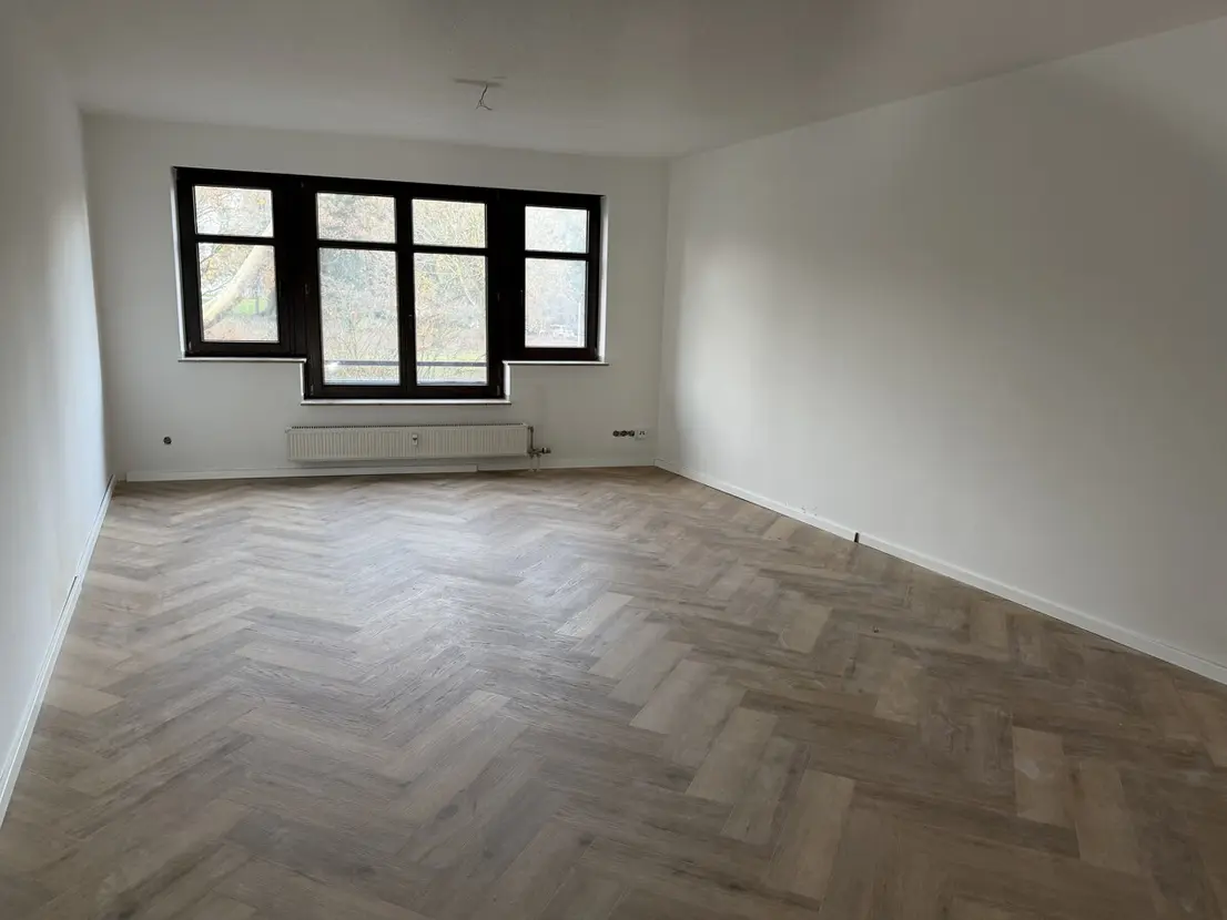 Moderne frisch renovierte 3-Zimmer Wohnung im Herzen von Mönchengladbach